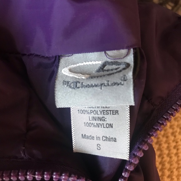 Lightweight Comfortable Zipup Jacket - Picture 2 of 3